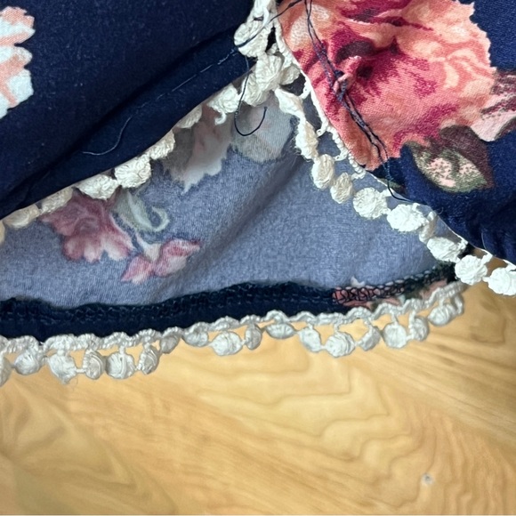 Riley & James Size Large Floral Sleeveless Romper w/Floating Collar with… - Picture 4 of 11